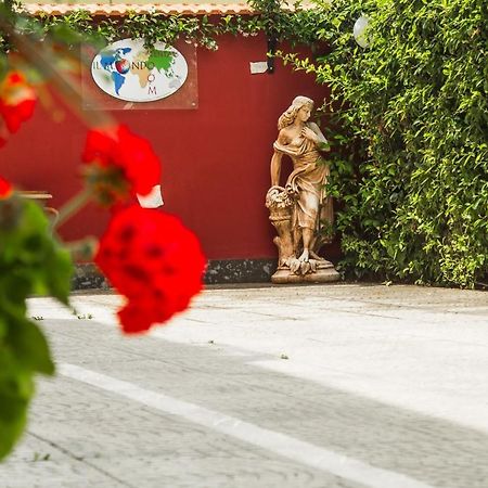 Il Mondo B&B Fiumicino Luaran gambar